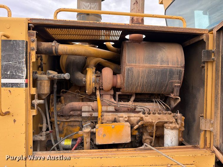 image for item DV8636 1996 Caterpillar 140H motor grader