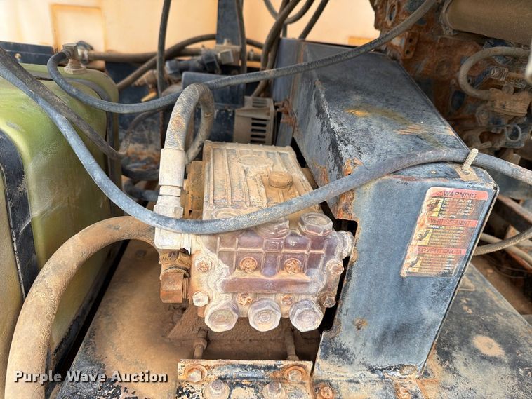 image for item DV8637 2015 Mi-T-M He-3006-0MDK hot pressure washer