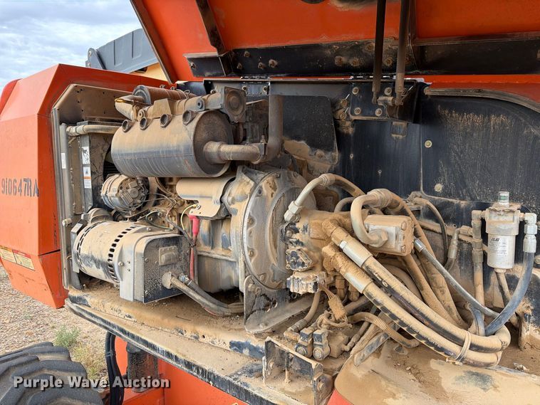image for item DV8639 2012 JLG 600S boom lift