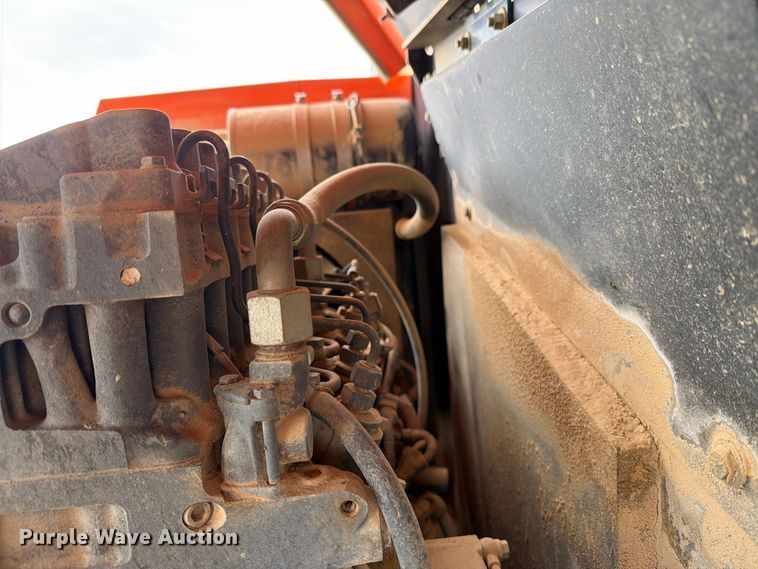 image for item DV8639 2012 JLG 600S boom lift