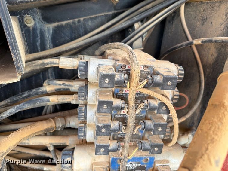 image for item DV8639 2012 JLG 600S boom lift