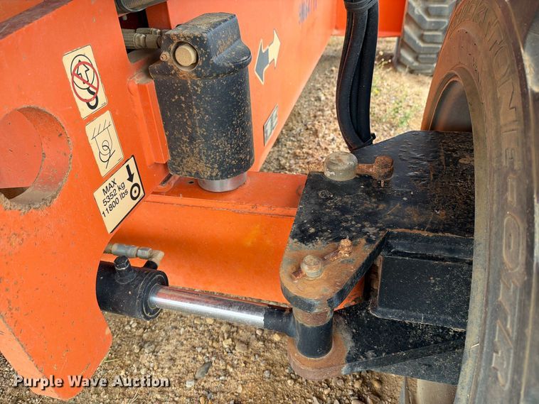 image for item DV8639 2012 JLG 600S boom lift