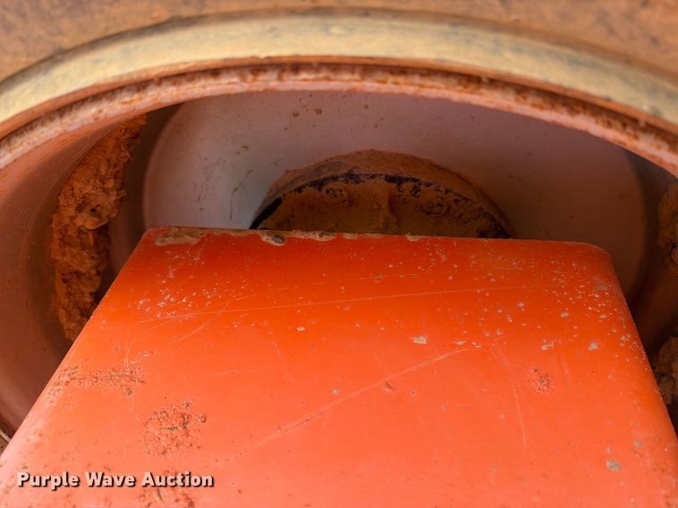 image for item DV8639 2012 JLG 600S boom lift