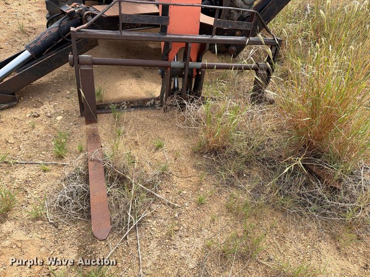 image for item DV8640 2013 JLG 10042 telehandler