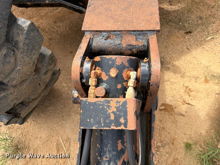 image for item DV8640 2013 JLG 10042 telehandler