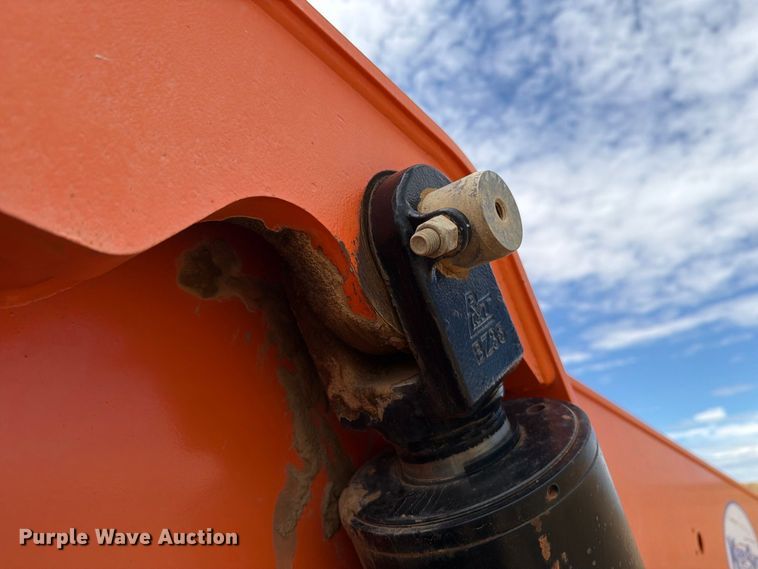 image for item DV8640 2013 JLG 10042 telehandler