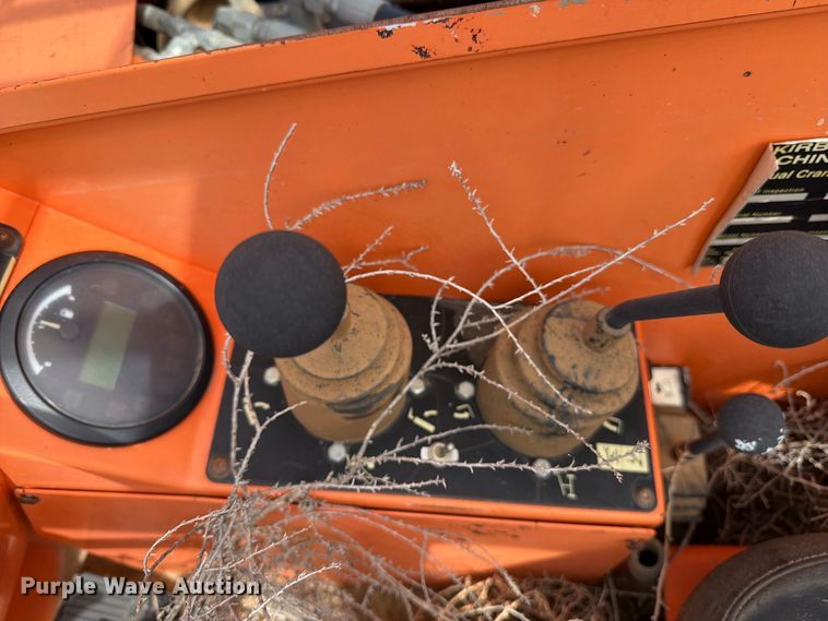 image for item DV8640 2013 JLG 10042 telehandler