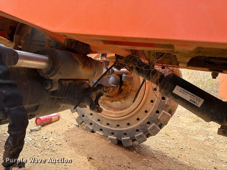 image for item DV8640 2013 JLG 10042 telehandler