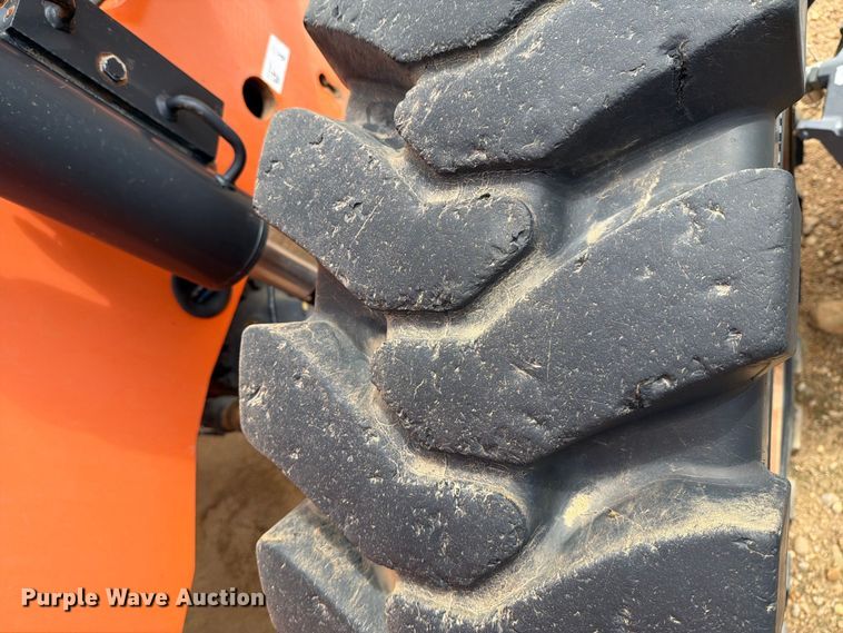 image for item DV8640 2013 JLG 10042 telehandler