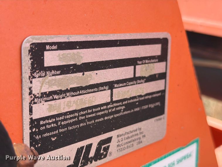 image for item DV8640 2013 JLG 10042 telehandler