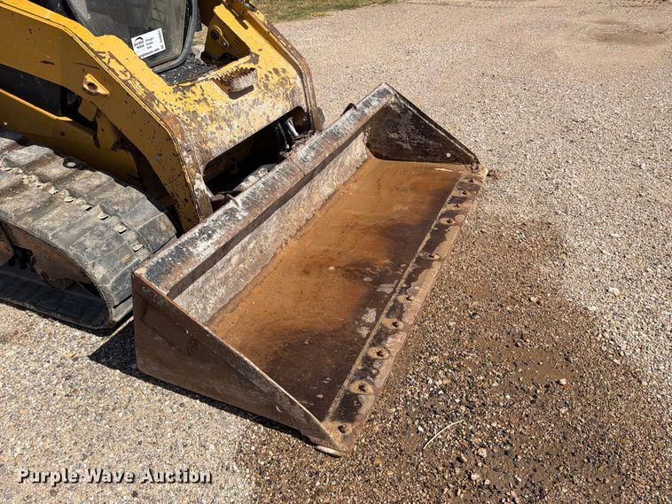 image for item DV8661 2011 Caterpillar 289C tracked skid steer loader