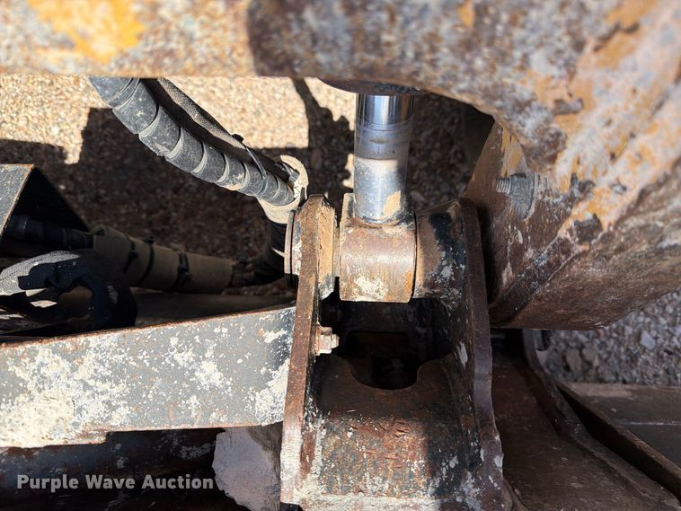 image for item DV8661 2011 Caterpillar 289C tracked skid steer loader