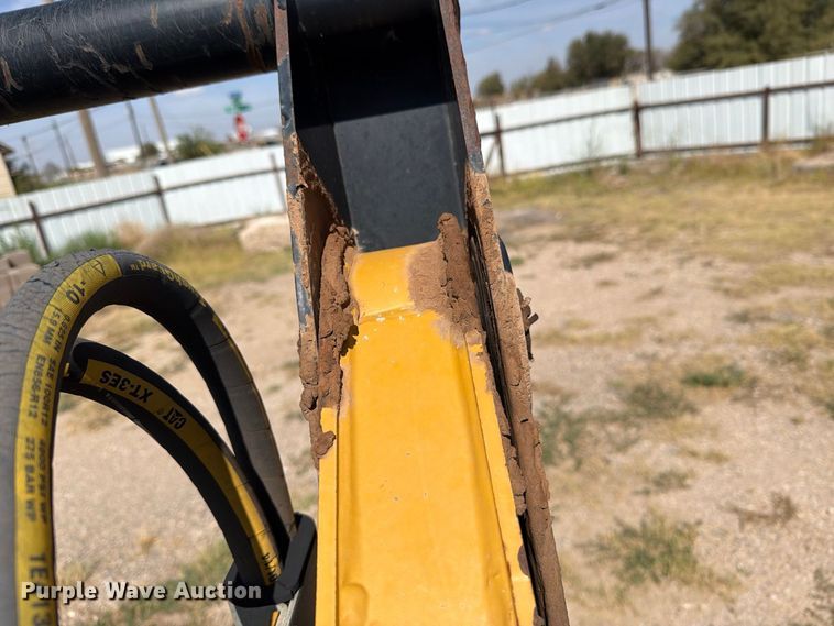 image for item DV8661 2011 Caterpillar 289C tracked skid steer loader