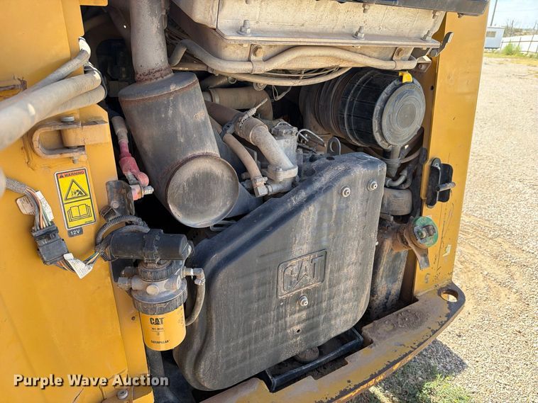 image for item DV8661 2011 Caterpillar 289C tracked skid steer loader