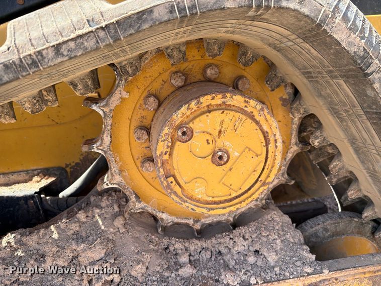 image for item DV8661 2011 Caterpillar 289C tracked skid steer loader