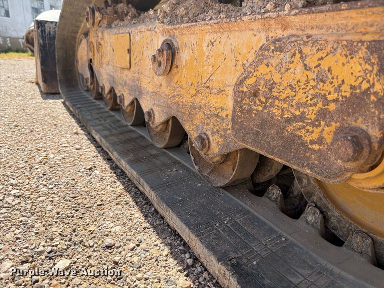 image for item DV8661 2011 Caterpillar 289C tracked skid steer loader