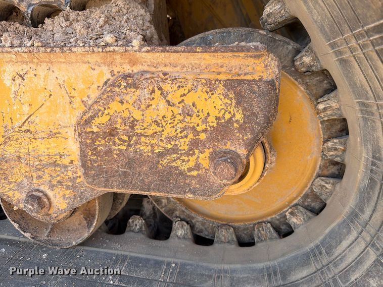 image for item DV8661 2011 Caterpillar 289C tracked skid steer loader