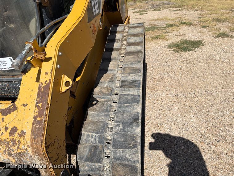 image for item DV8661 2011 Caterpillar 289C tracked skid steer loader