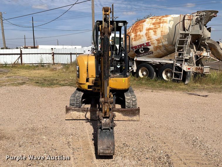 image for item DV8662 2013 Caterpillar 303.5E mini excavator