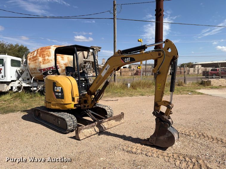 image for item DV8662 2013 Caterpillar 303.5E mini excavator