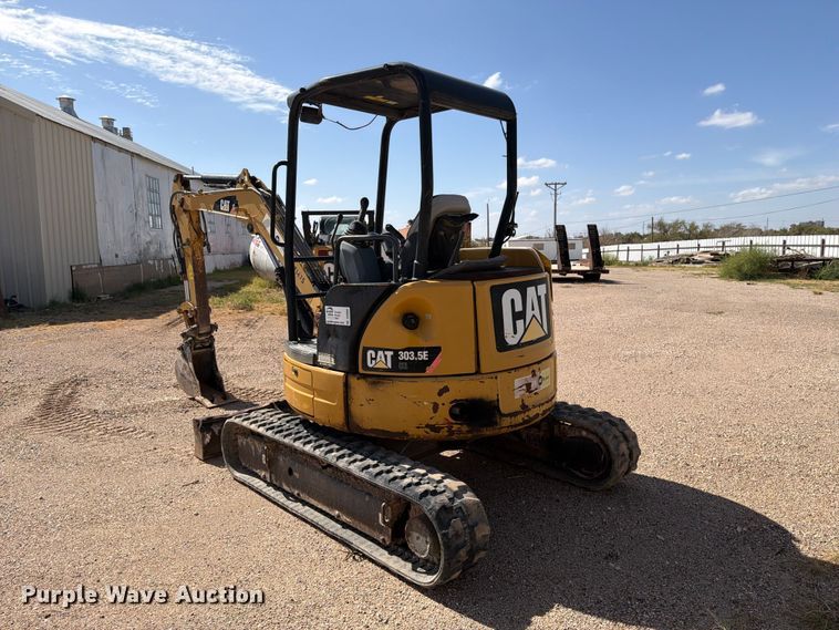 image for item DV8662 2013 Caterpillar 303.5E mini excavator