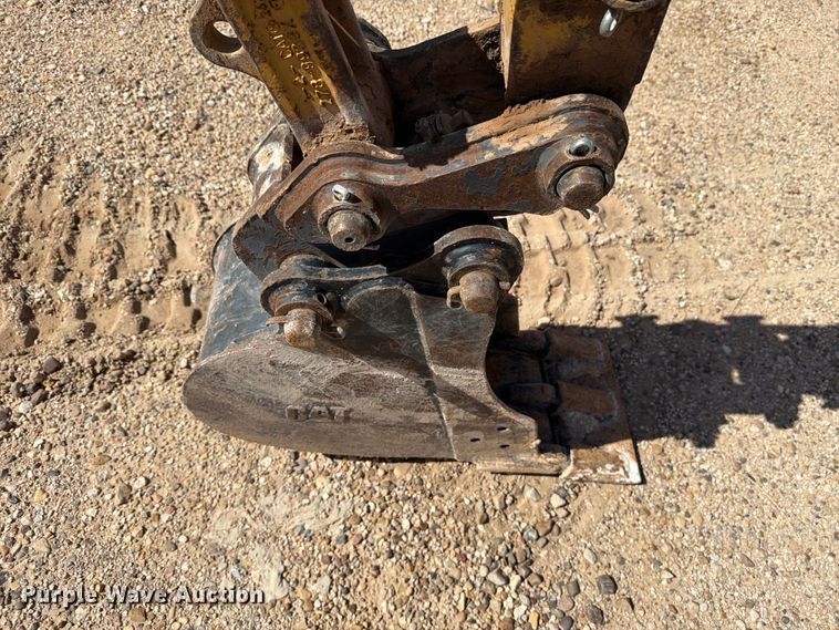 image for item DV8662 2013 Caterpillar 303.5E mini excavator
