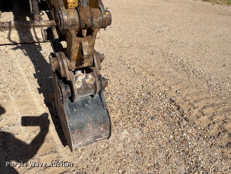 image for item DV8662 2013 Caterpillar 303.5E mini excavator