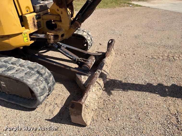 image for item DV8662 2013 Caterpillar 303.5E mini excavator