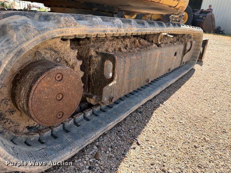 image for item DV8662 2013 Caterpillar 303.5E mini excavator