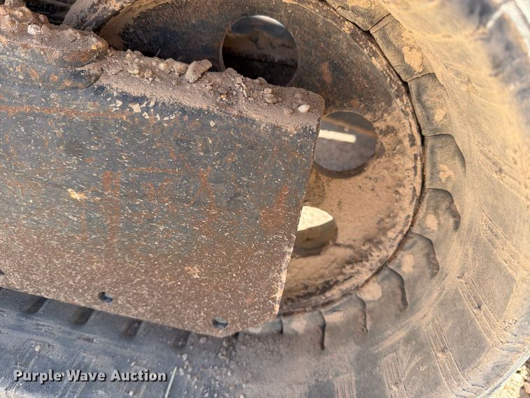 image for item DV8662 2013 Caterpillar 303.5E mini excavator