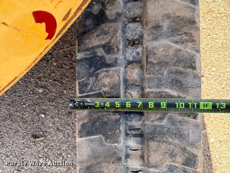 image for item DV8662 2013 Caterpillar 303.5E mini excavator