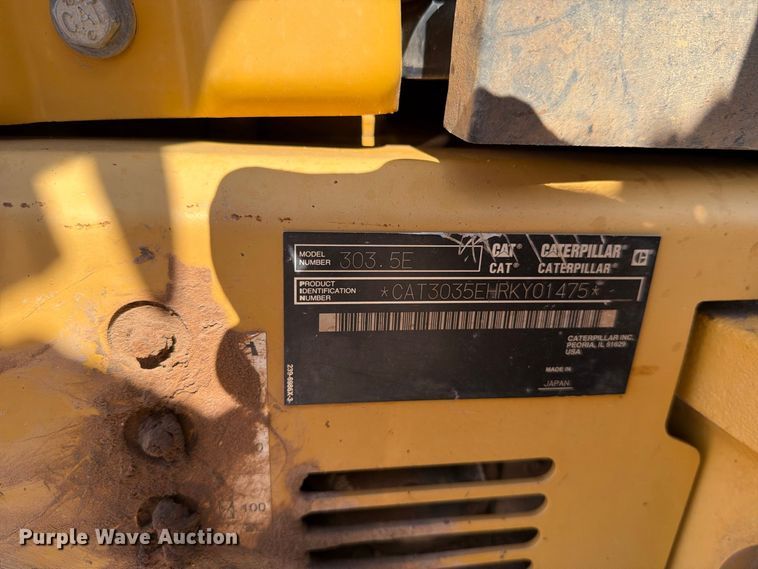 image for item DV8662 2013 Caterpillar 303.5E mini excavator