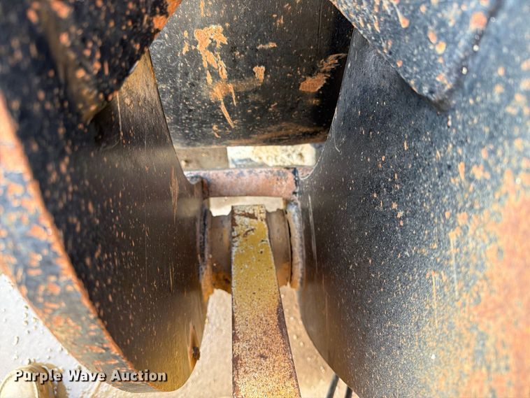 image for item DV8663 2015 Caterpillar 966M wheel loader