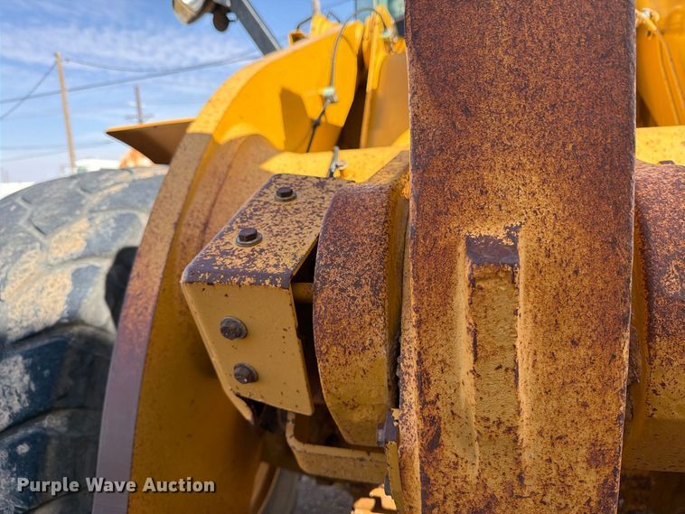 image for item DV8663 2015 Caterpillar 966M wheel loader