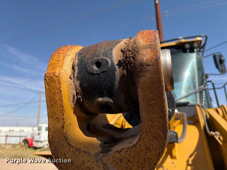 image for item DV8663 2015 Caterpillar 966M wheel loader
