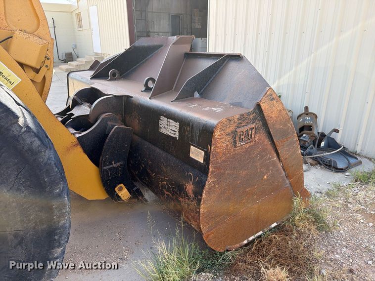 image for item DV8663 2015 Caterpillar 966M wheel loader