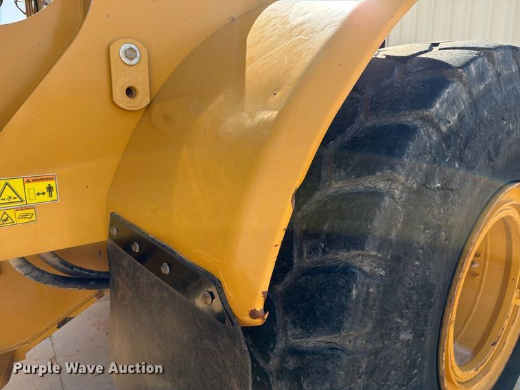 image for item DV8663 2015 Caterpillar 966M wheel loader