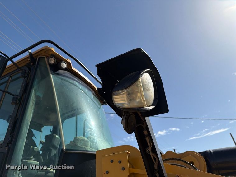 image for item DV8663 2015 Caterpillar 966M wheel loader