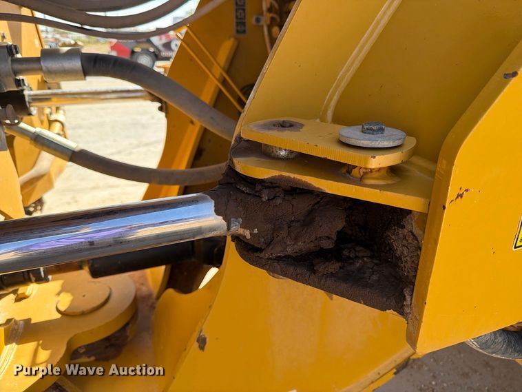 image for item DV8663 2015 Caterpillar 966M wheel loader