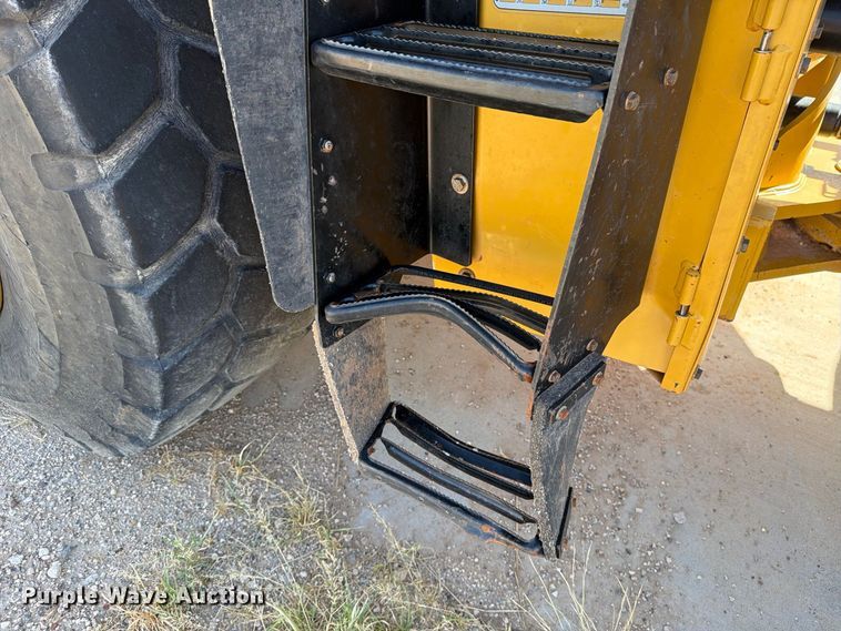 image for item DV8663 2015 Caterpillar 966M wheel loader