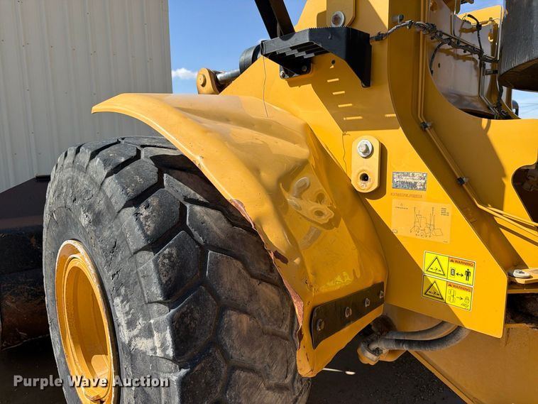 image for item DV8663 2015 Caterpillar 966M wheel loader