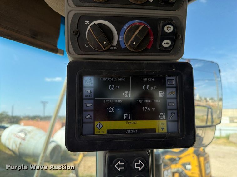 image for item DV8663 2015 Caterpillar 966M wheel loader
