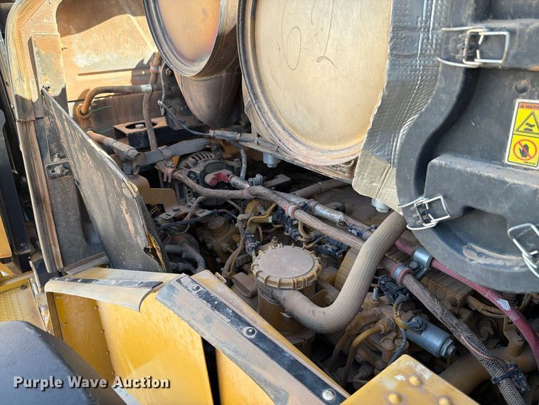image for item DV8663 2015 Caterpillar 966M wheel loader
