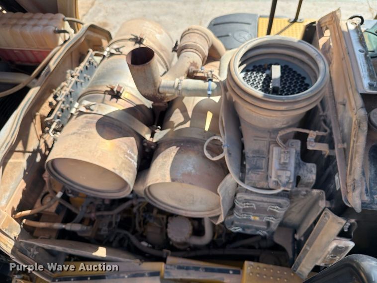 image for item DV8663 2015 Caterpillar 966M wheel loader