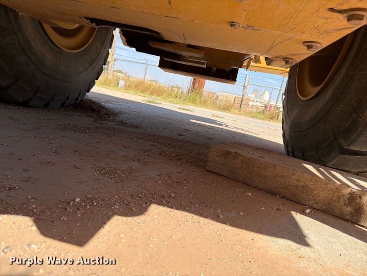 image for item DV8663 2015 Caterpillar 966M wheel loader