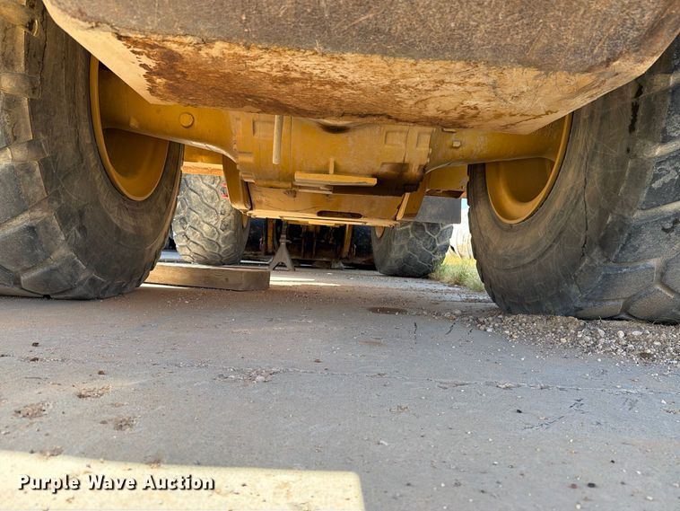 image for item DV8663 2015 Caterpillar 966M wheel loader