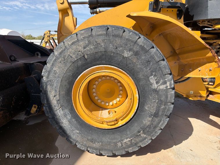 image for item DV8663 2015 Caterpillar 966M wheel loader