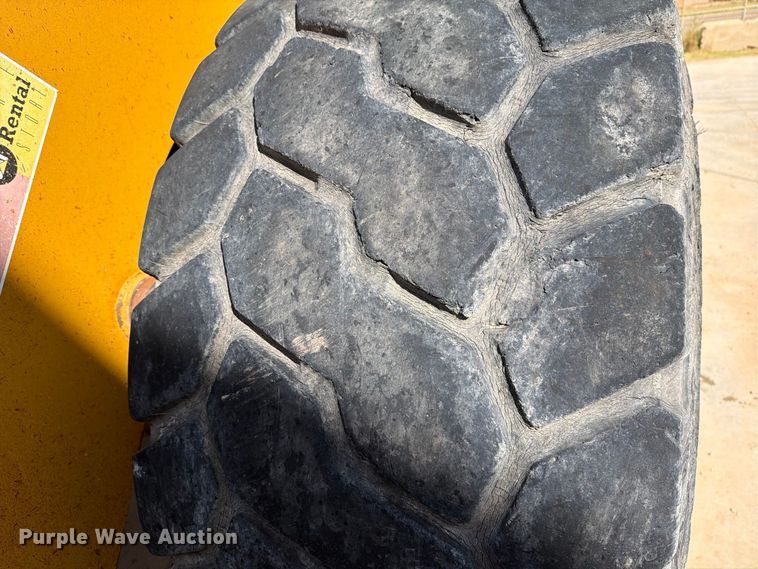image for item DV8663 2015 Caterpillar 966M wheel loader