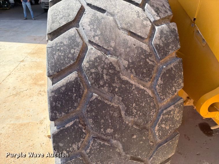 image for item DV8663 2015 Caterpillar 966M wheel loader