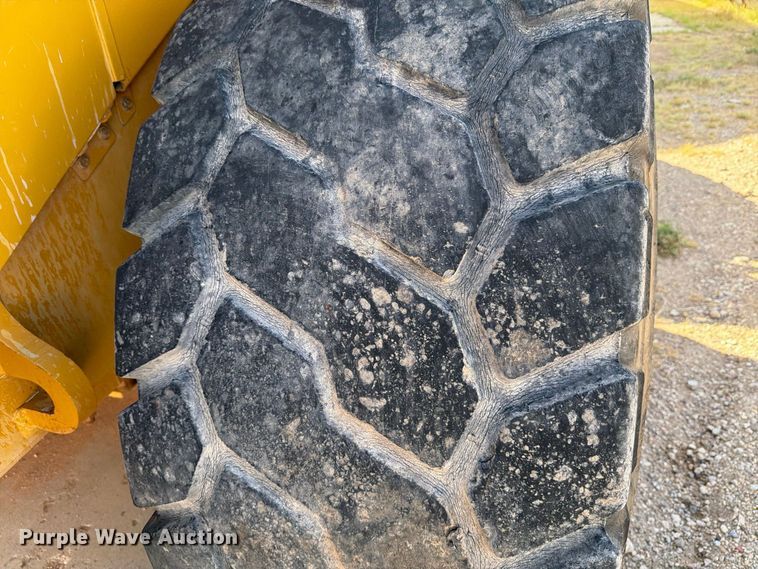 image for item DV8663 2015 Caterpillar 966M wheel loader